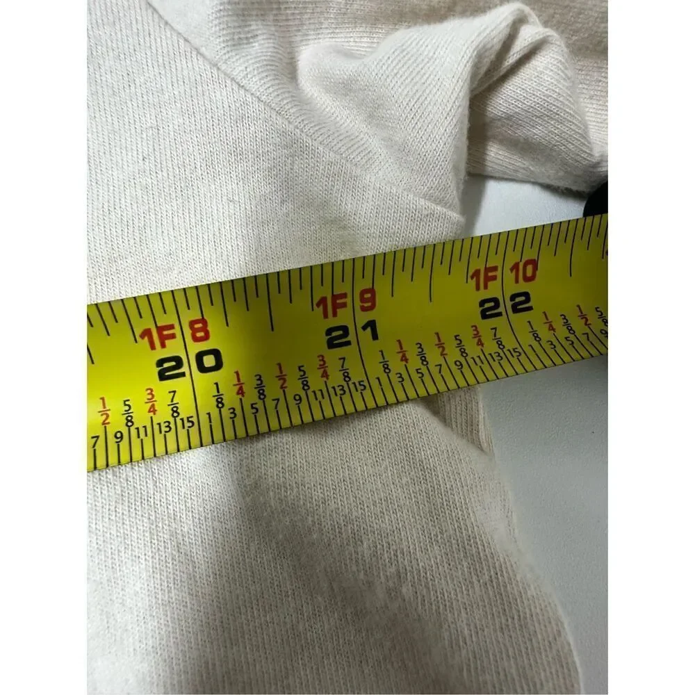 Uniqlo Winnie the Pooh T-shirt Beige Cotton Size XL
